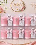Colección Moments DéjàVu | Recuerdo Religioso con Velita Decorativa, Botella Personalizada y Decenario en Caja de Acetato
