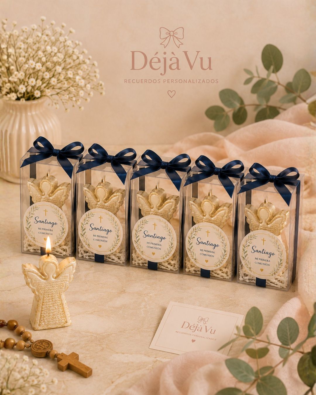 Vela Ángel Personalizada en Caja de Acetato | Recuerdo Católico Elegante